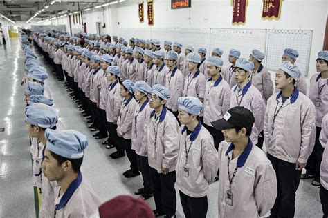 apple manufacturing china